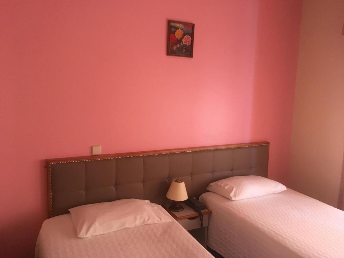 Florinda Bed and Breakfast Chaves Exteriör bild